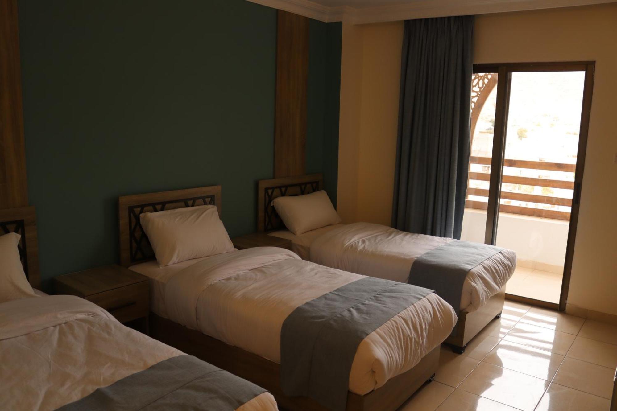 Mariam Boutique Hotel Акаба Екстериор снимка